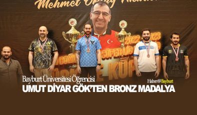 Bayburt Üniversitesi Öğrencisi Umut Diyar Gök’ten Bronz Madalya